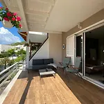 Сasa de vacaciones Deja Blue House Bay Of Lalzi Gjiri Lalzit