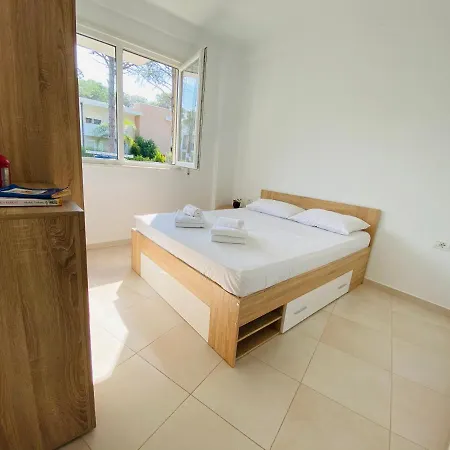 Deja Blue House Bay Of Lalzi Gjiri Lalzit Δυρράχιο