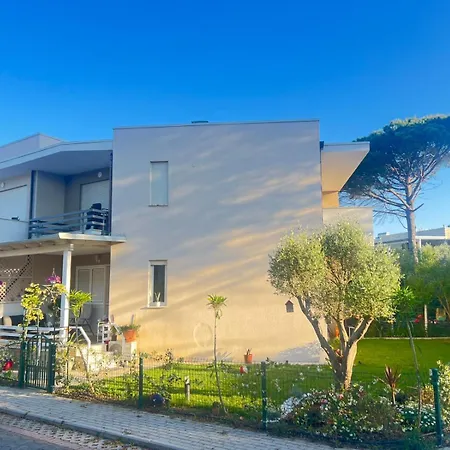 Prázdninový dům Deja Blue House Bay Of Lalzi Gjiri Lalzit *