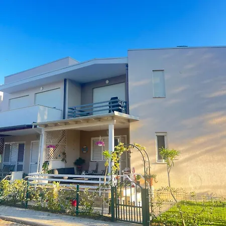 Deja Blue House Bay Of Lalzi Gjiri Lalzit Prázdninový dům Durrës